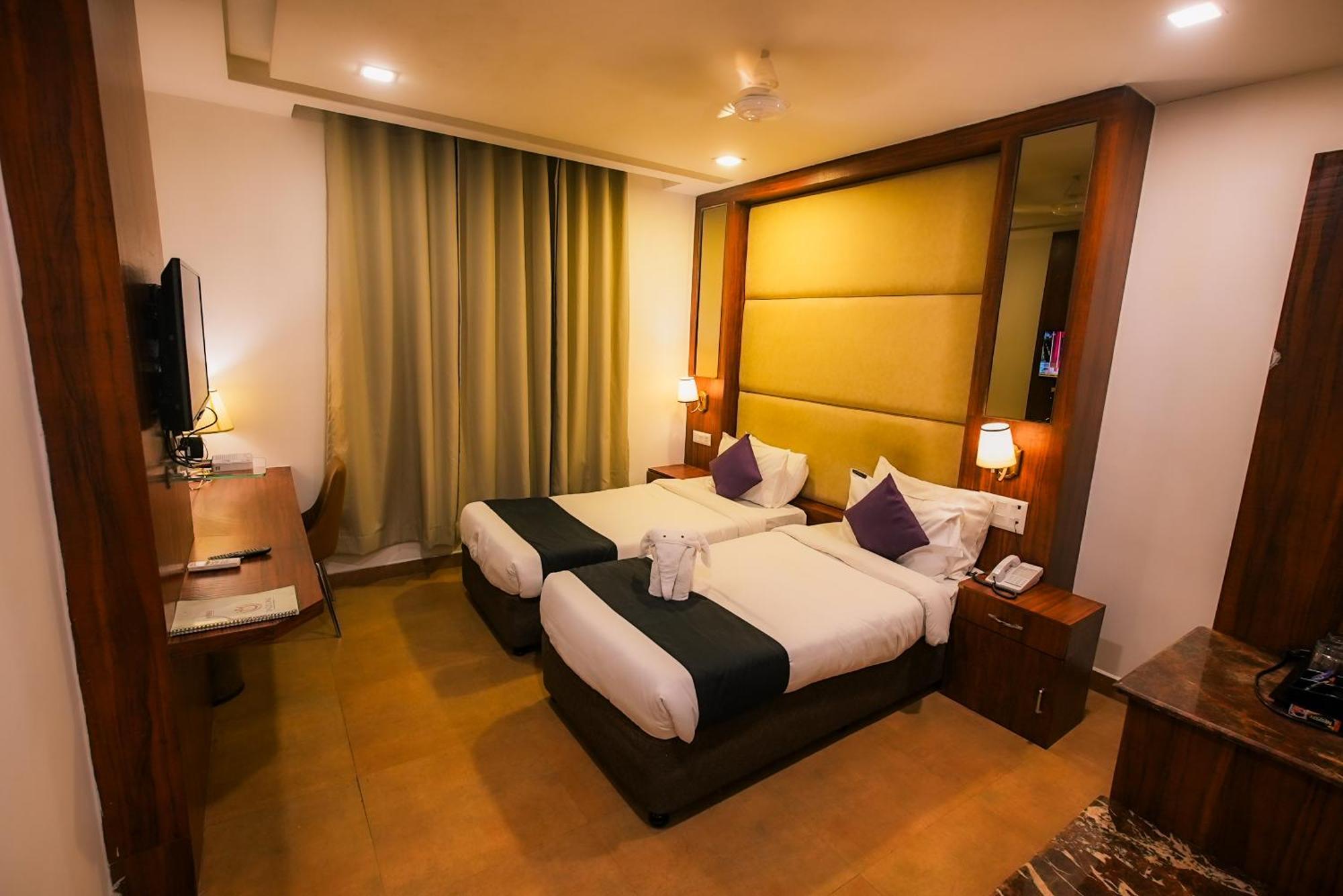 Dazzling Hotel Agra  Exterior photo