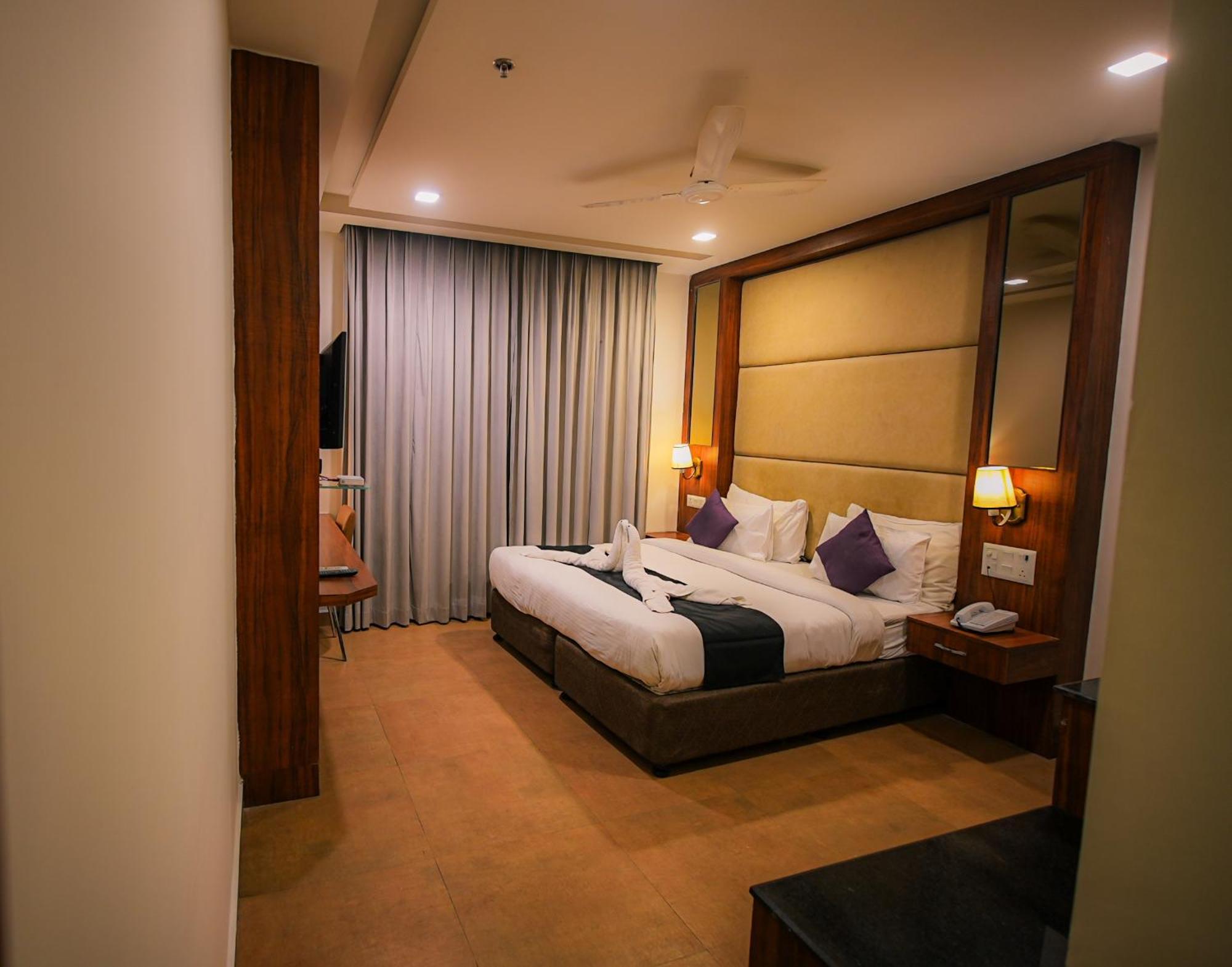 Dazzling Hotel Agra  Exterior photo