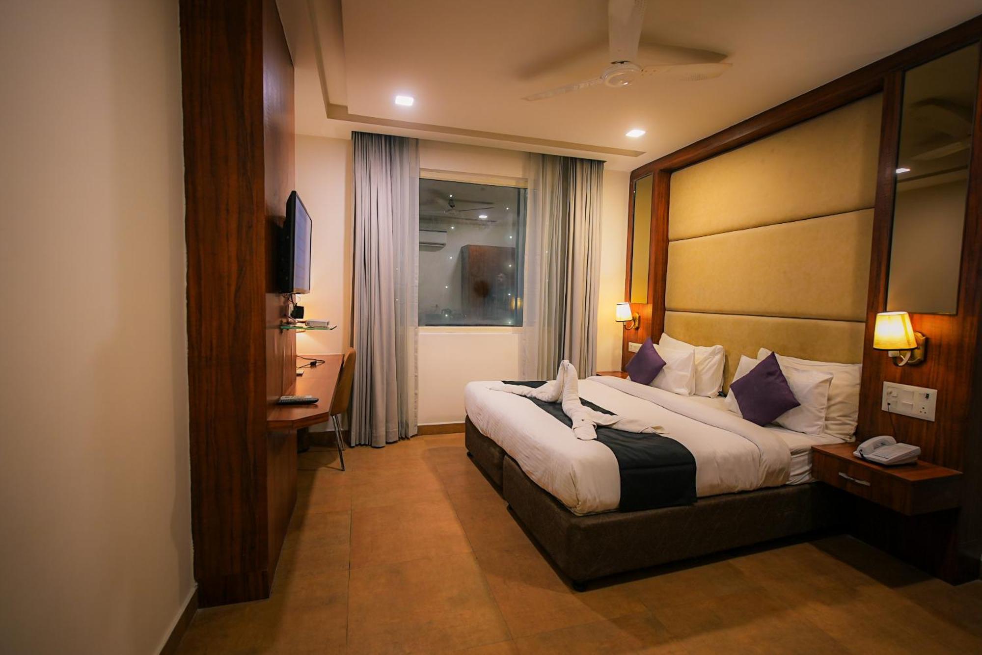 Dazzling Hotel Agra  Exterior photo